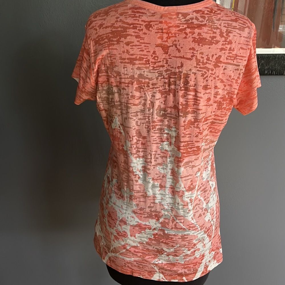 The North Face pink w/ white foliage print burnout V neck short sleeve tee shirt - Picture 5 of 6